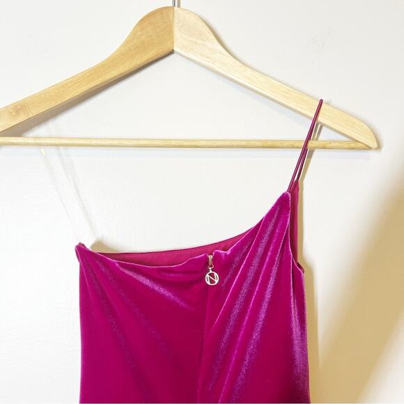 NWT Nookie Amara Gown XS Pink Velvet One Shoulder Ruched Formal Dress Split - Picture 5 of 8